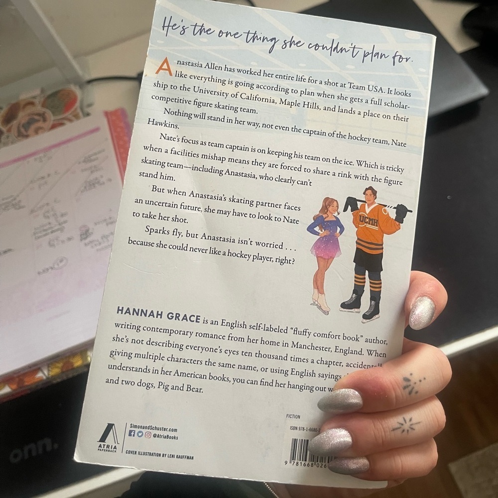 Icebreaker book by Hannah Grace - Picture 2 of 3